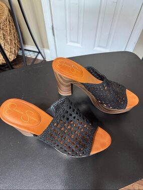 Jessica Simpson Black Woven Open-Toe Platform Mules 5” Heels